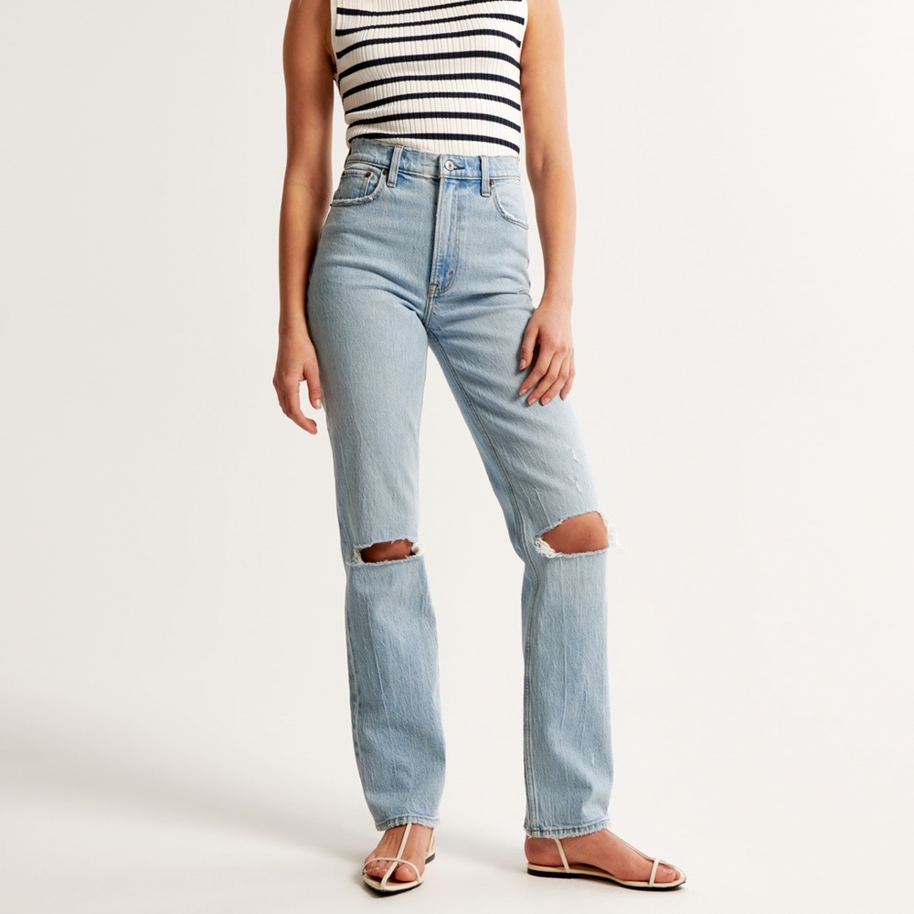 Abercrombie & Fitch 90s Straight Ultra High Rise Jean Size 37 Regular